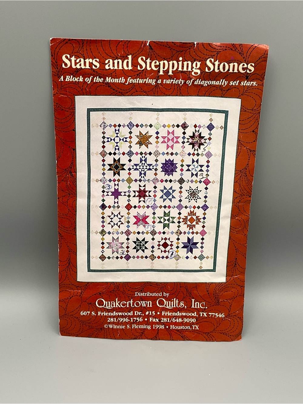 Quakertown Quilts Stars and Stepping Stones Month #8 Pieced Quilt Kit + Pattern - Picture 2 of 2